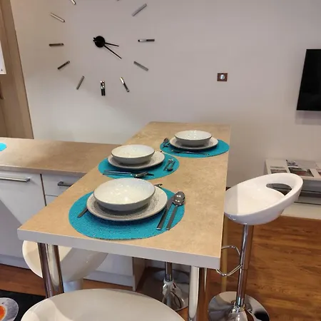 דירה Wha White's House *
